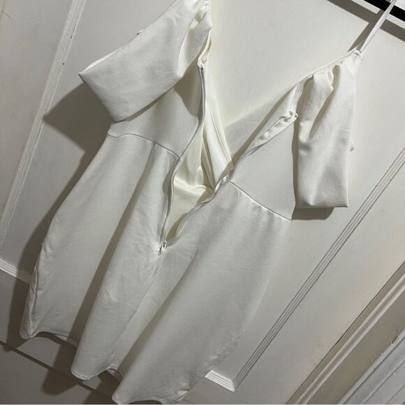 Sarah LA White Grecian Style Mini Cocktail Dress Womens Medium - Picture 10 of 12